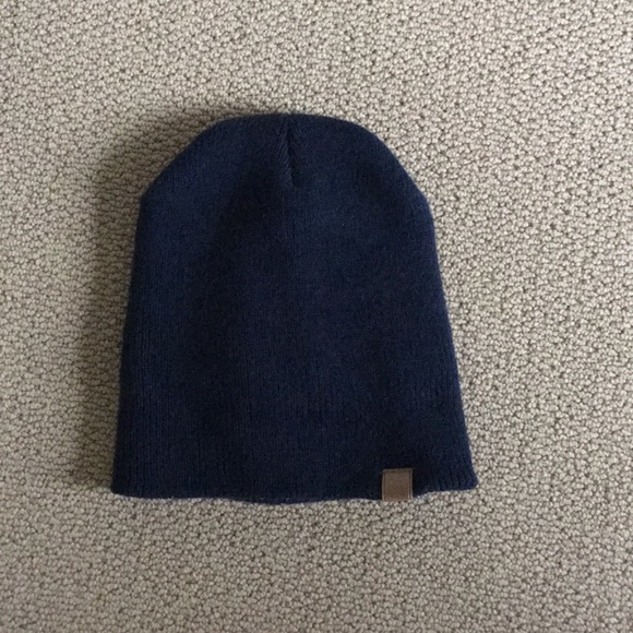 Sag Harbor Accessories - Women’s dark blue beanie
